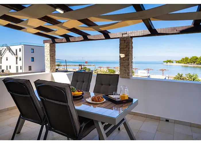 アパート Draznik ザトン