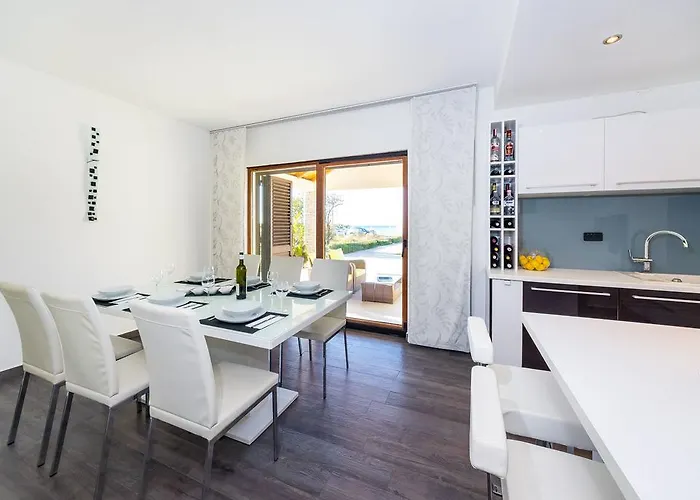 Draznik アパート